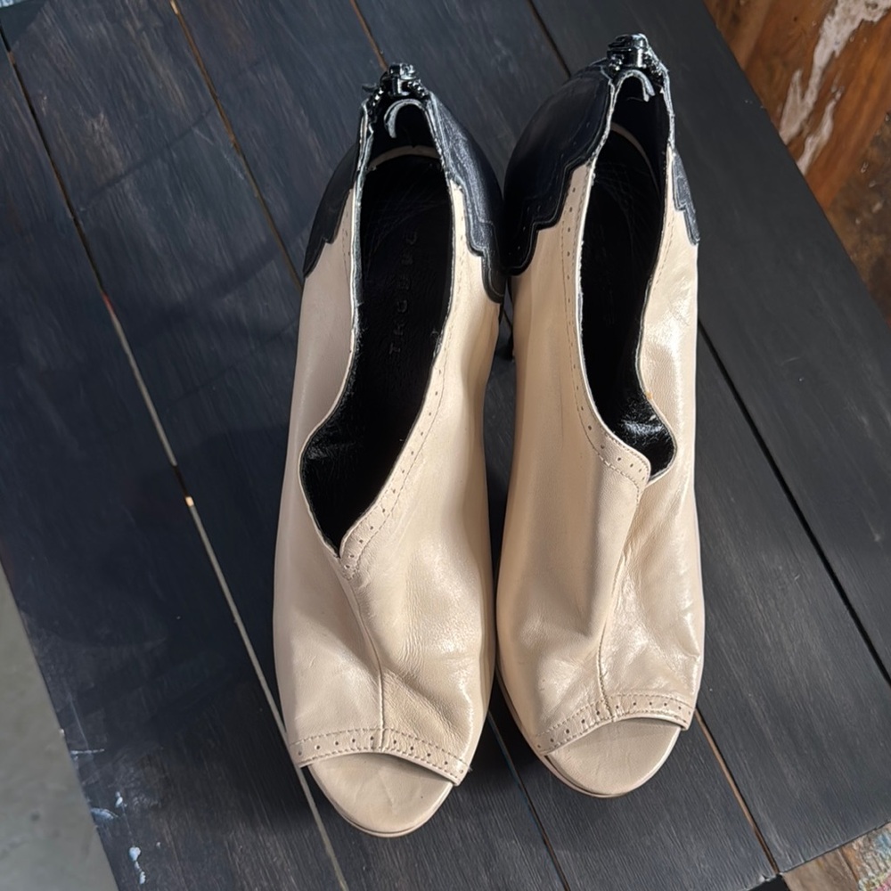 Chic Two-Tone Peep Toe Booties